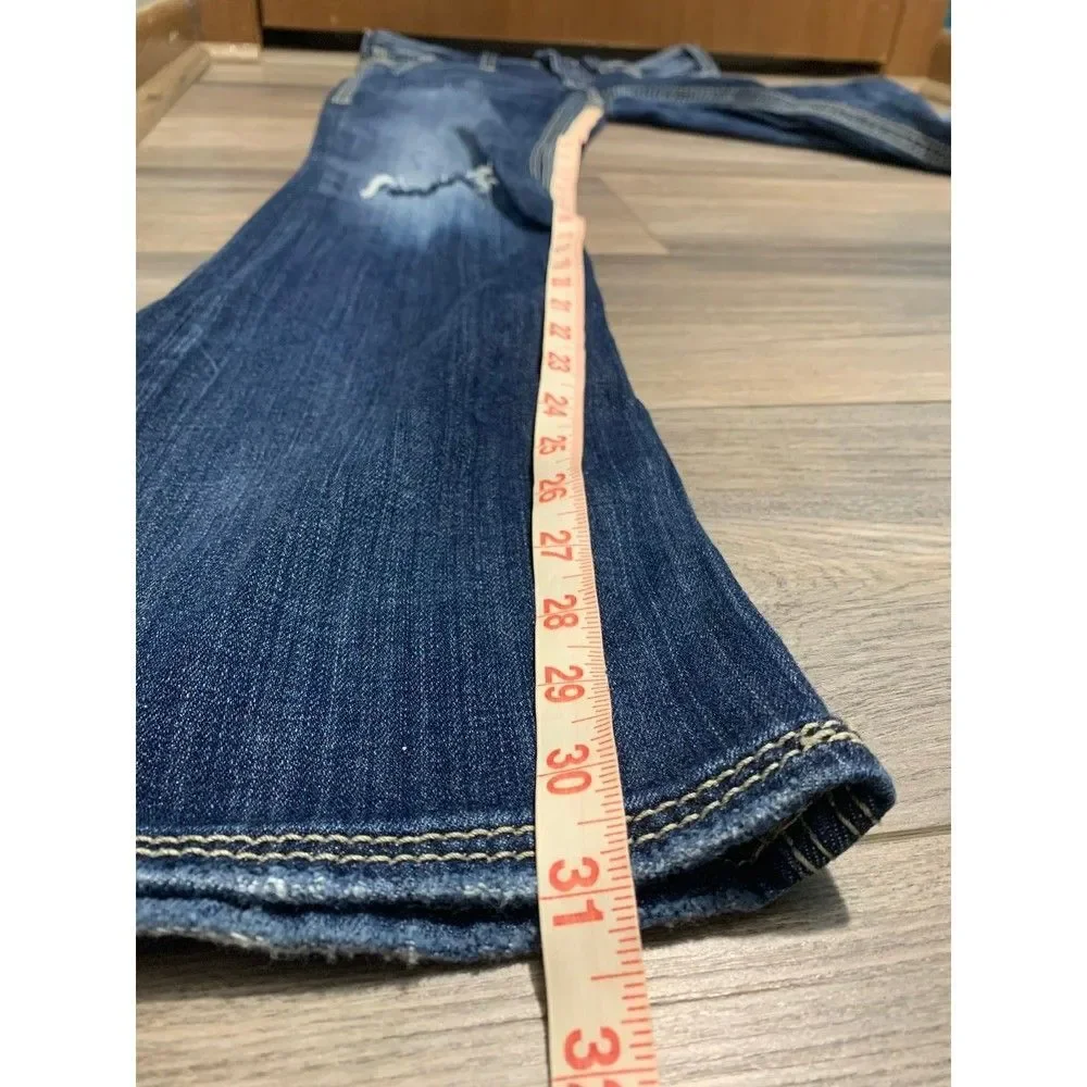 Silver Suki Surplus Women's Size 29/34 Dark Wash Casual Distressed Bootcut Jeans